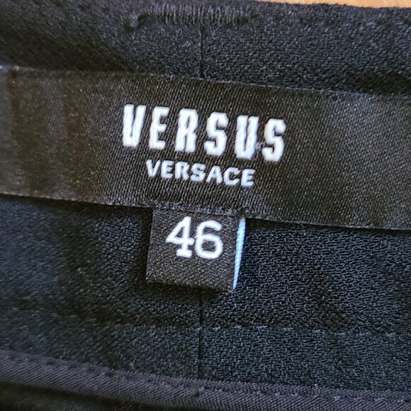 VINTAGE VERSUS VERSACE PLEATED HIGH RISE DRESS PANTS TAPERED LEG BLACK CREPE 46 - Picture 7 of 8